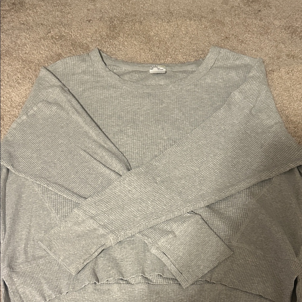 Aerie Light Gray Crew Neck Sweater